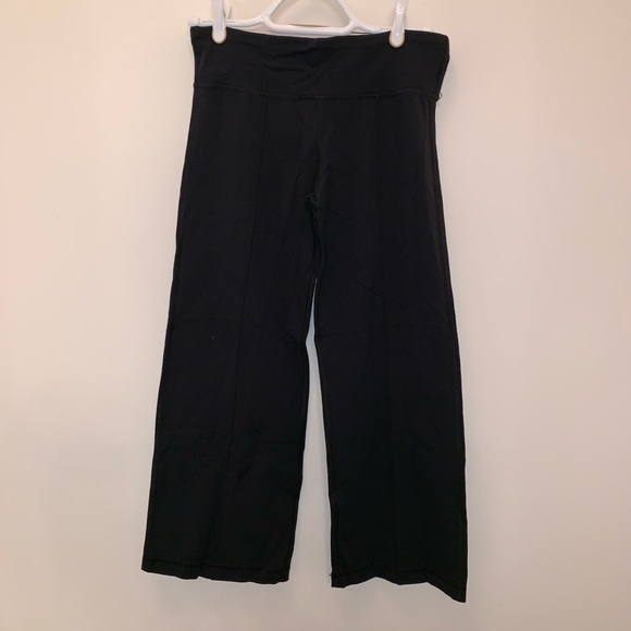 Lululemon - Wide Leg Crop Pants - Picture 3 of 6